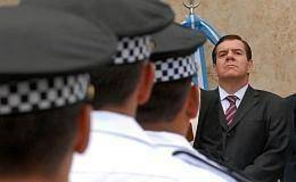 La Polic�a Metropolitana tendr� 3.500 agentes a fin de a�o