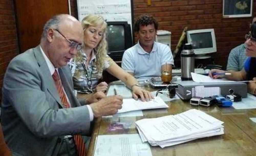 Se realiz� la apertura de sobres para la culminaci�n de la obra del ISFT N� 135 