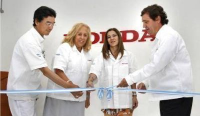 La Intendente inaugur� el predio de Aduana Domiciliaria en la empresa Honda