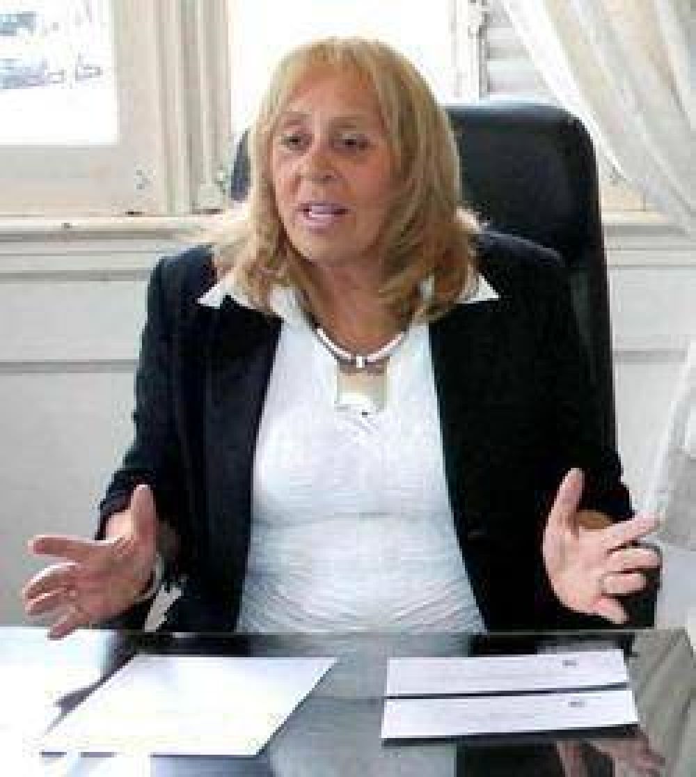 Intendente Stella Giroldi: �Lo importante es lo que se hizo, se hace y se har� este a�o. Lo demas son solo palabras�