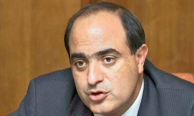 Adaro: �Hoy deber�a ser candidato el gobernador�