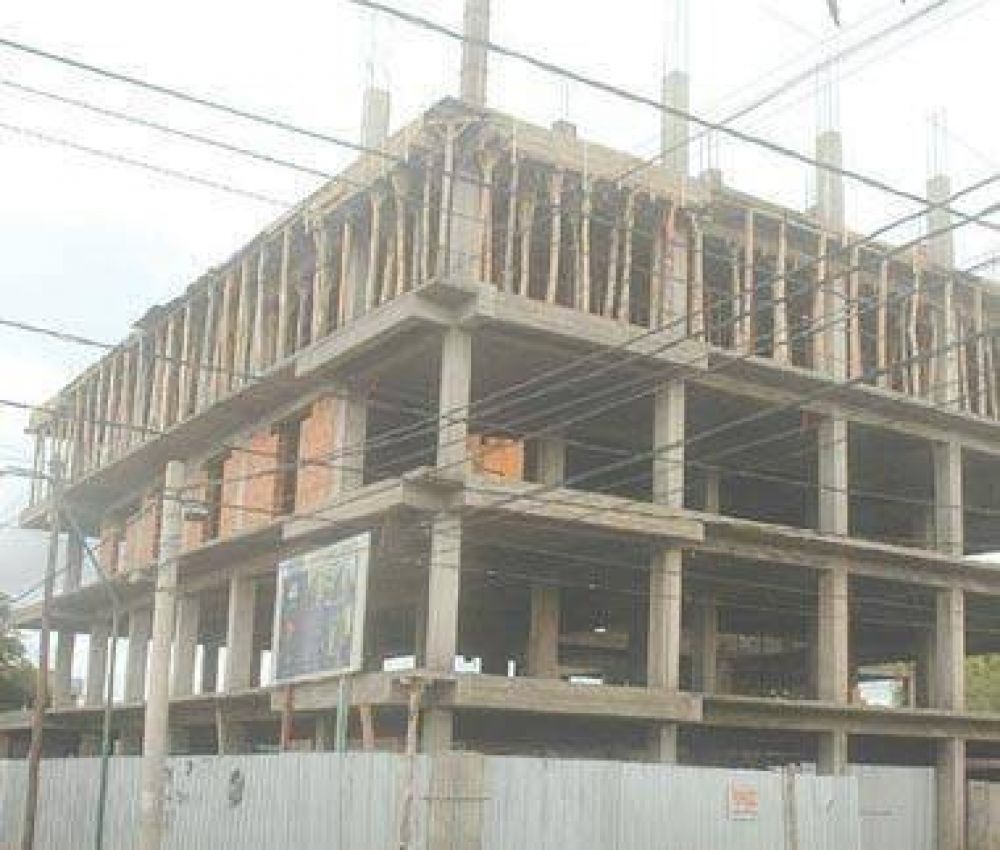 Disminuy� la construcci�n privada en la Capital