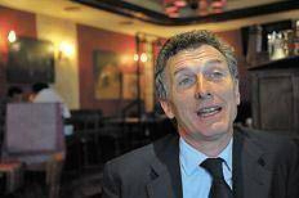 Aguas que bajan turbias para Macri