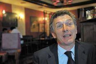 Aguas que bajan turbias para Macri