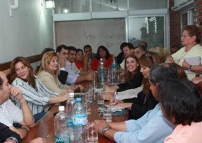 Sin ayuda de la Naci�n, el sector oliv�cola no podr� superar la crisis