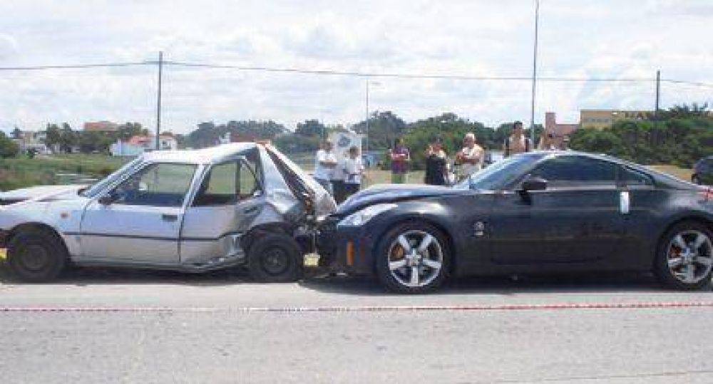 Hijo del ministro Julio De Vido protagoniz� un accidente automovil�stico en el ingreso a Miramar