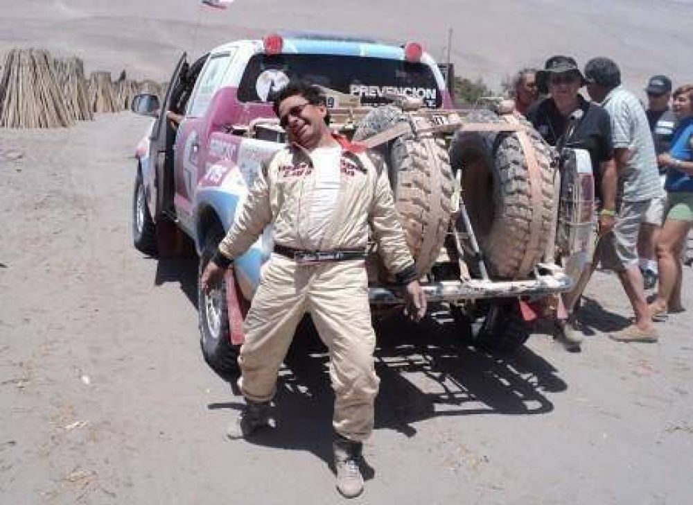 Dakar: la noche vuelve a caer sobre los lujanenses en plena competencia