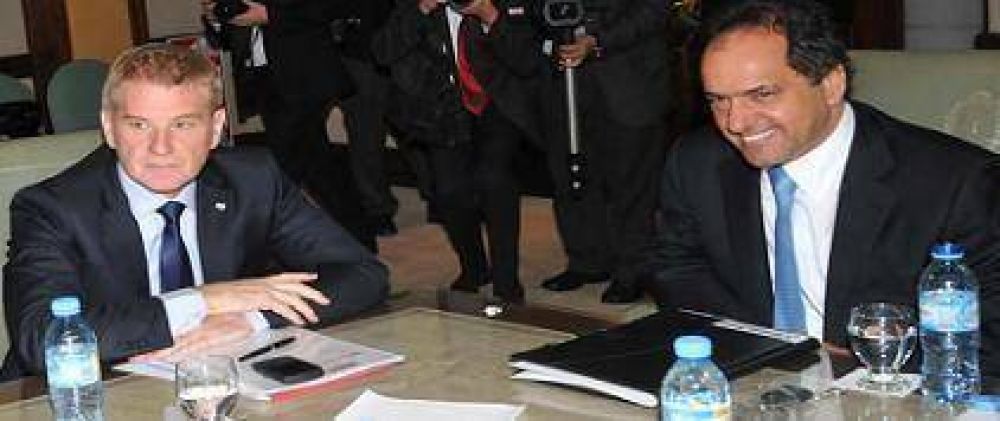 De Narv�ez empuja a Scioli a dejar el kirchnerismo para ir a un "acuerdo"