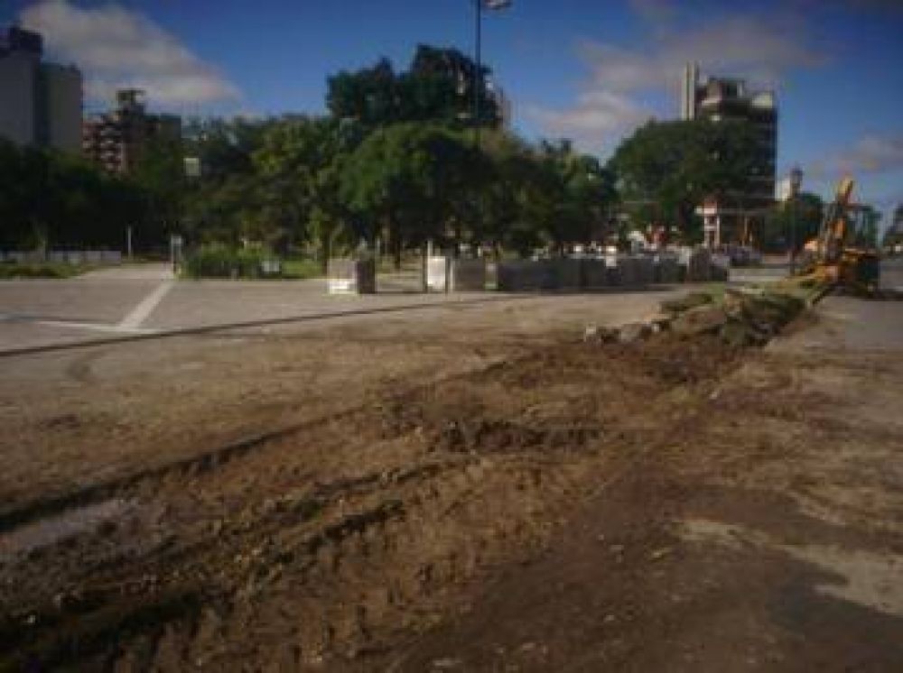 Comenzaron las obras de unificaci�n de Plaza y Comuna