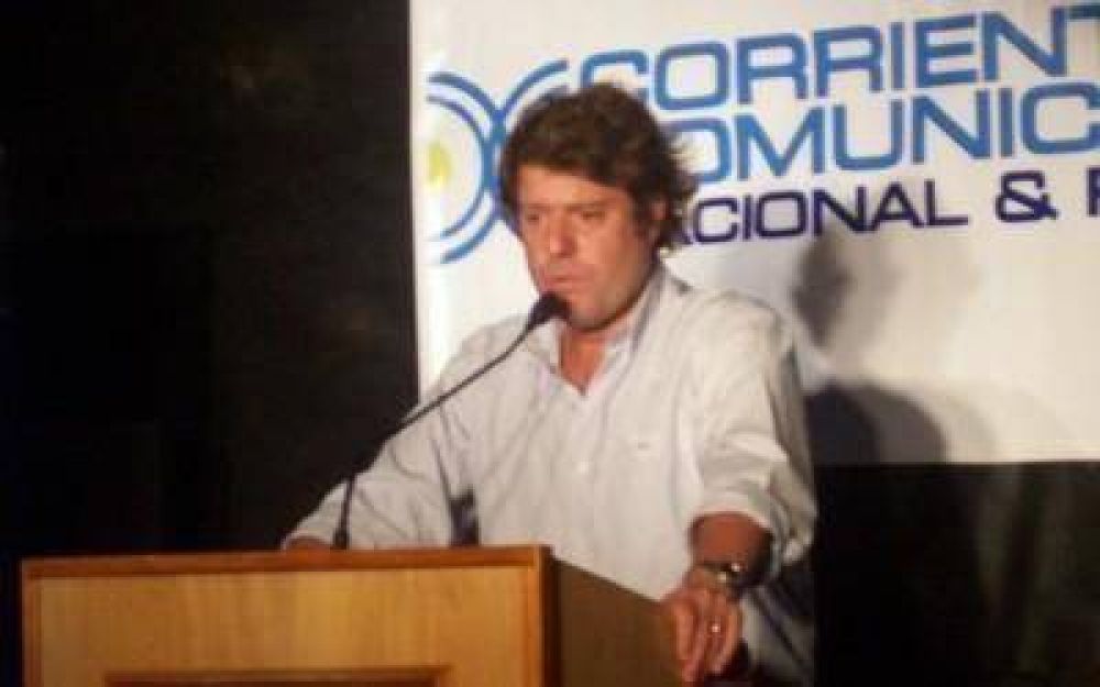 �El intendente tiene que dejar de ser un empleado�