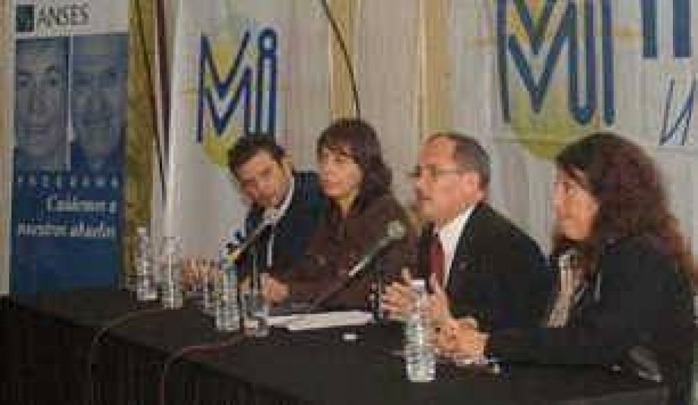 Descalzo: "Macri no sabe muy bien lo que es una interna ni una primaria"