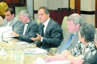 Scioli resalt� la inversi�n para obras en el Salado y fij� agenda