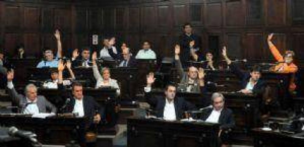 Impositiva y Presupuesto siguen empantanadas en el Senado