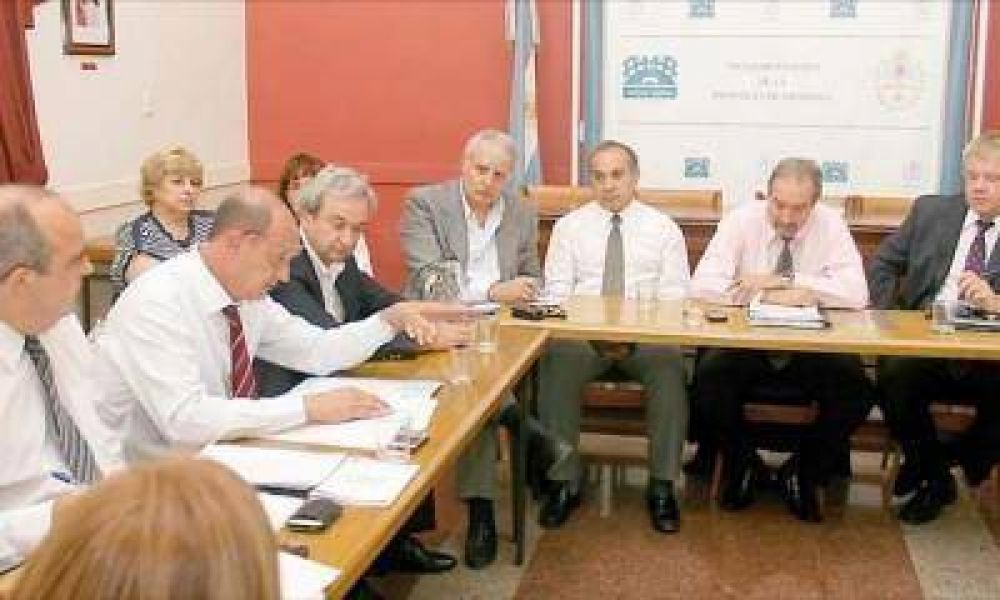 Por falta de acuerdos no trataron impositiva ni presupuesto 2011
