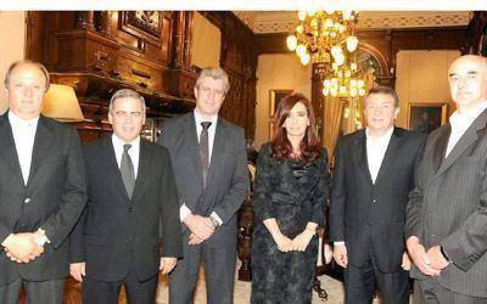 Cristina recibe en Casa Rosada a los candidatos �K� de Chubut