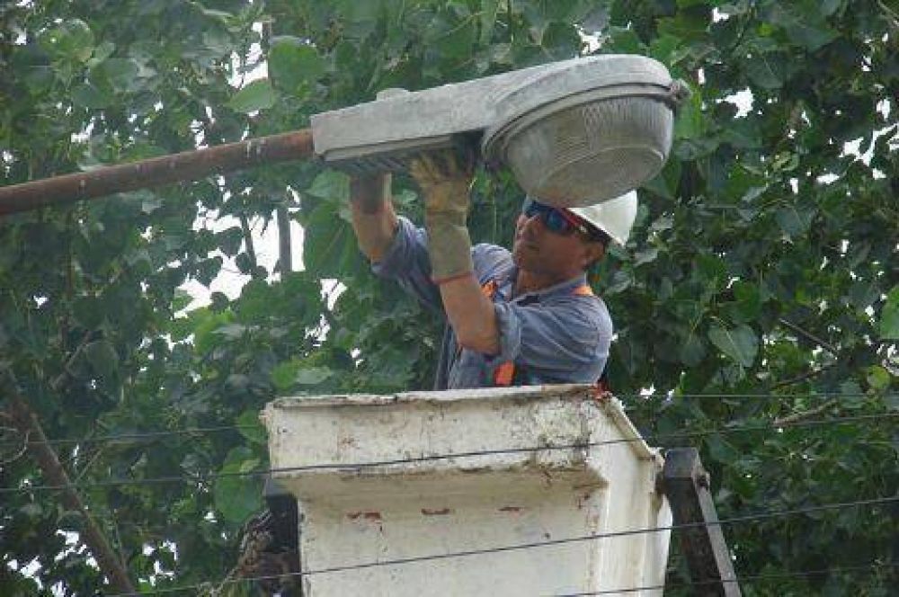  	 Delegaci�n Zona I Tareas de reconversi�n lum�nica en barrios de La Franja 