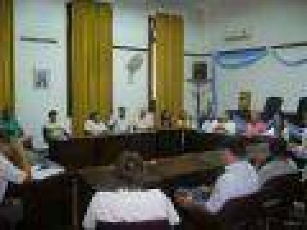 Se reunieron las empresas con el HCD 