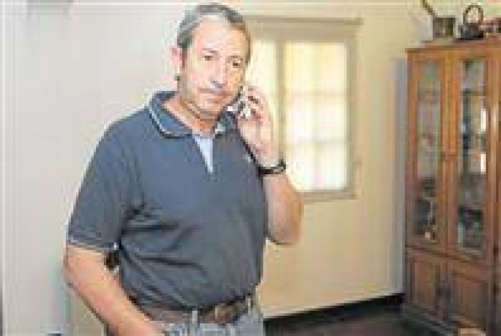 Cobos: "No voy a ser candidato extrapartidario"
