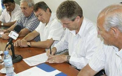 El Gobierno nacional llega con ayuda para peque�os productores rurales de Chubut