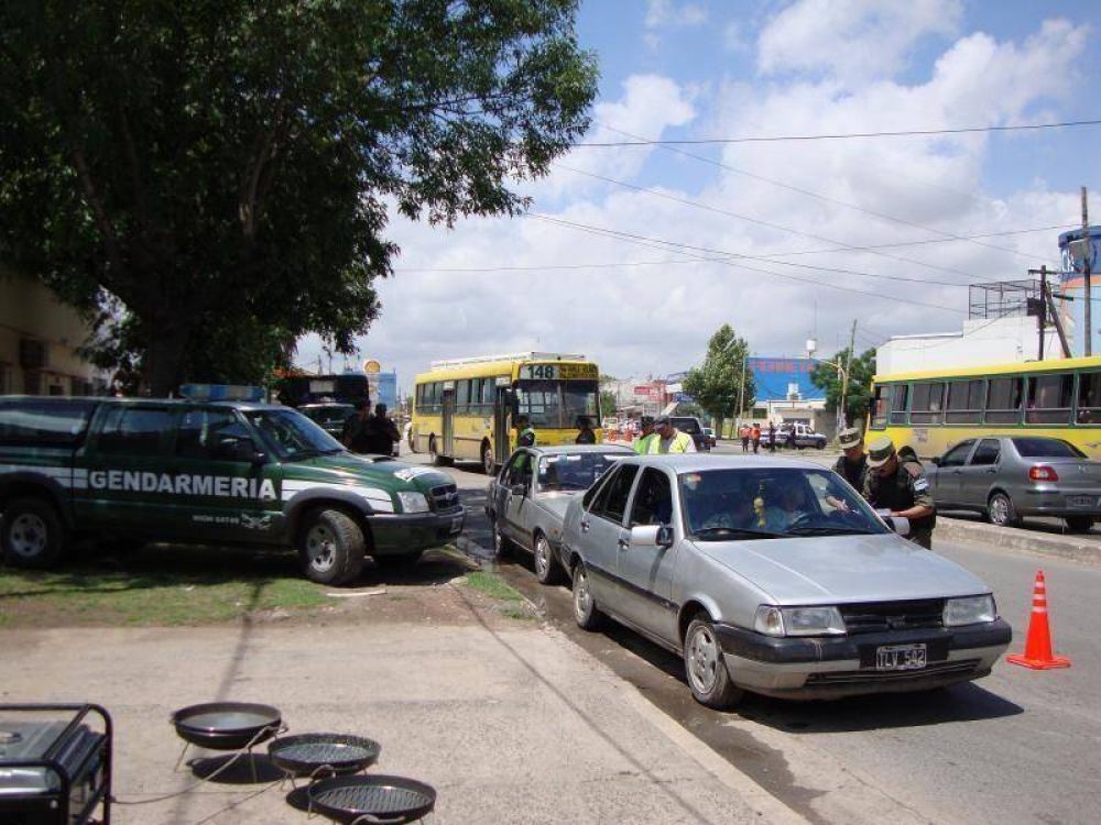 REFUERZAN LOS OPERATIVOS DE TR�NSITO 