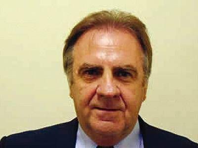 LOMAS | INTERNA RADICAL �Por el momento le digo que s� a la candidatura�