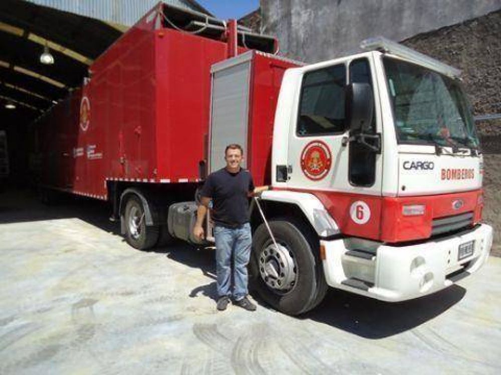 Un orgullo para la ciudad Bombero saltense ser� el coordinador del primer Simulador de Incendio M�vil de Latinoam�rica