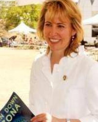 Califican de "milagrosa" la recuperaci�n de la congresista baleada en Tucson