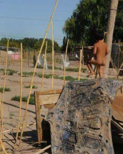 Las estad�sticas deLas estad�sticas del Indec ocultan 4,5 millones de pobresl Indec ocultan 4,5 millones de pobres