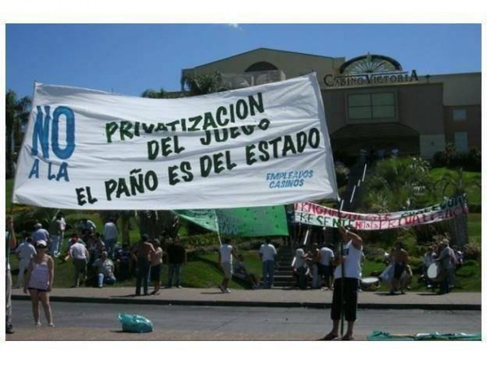 El paro de los trabajadores del Iafas continuar� hasta el domingo