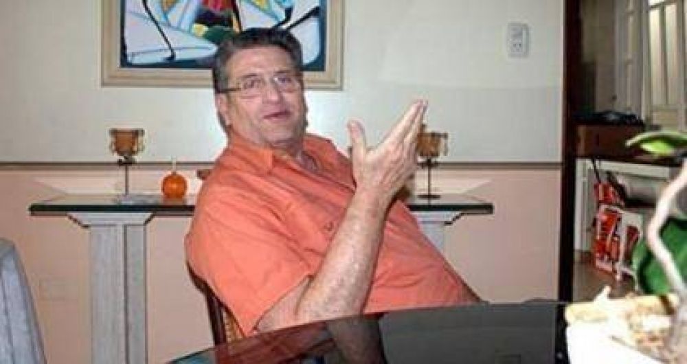 "Changui" C�ceres: "A Alfons�n y a Sanz los aconseja Dr�cula"