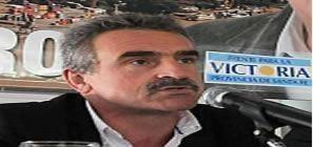 "Santa Fe es como Argentina en chiquitita, necesita los mismos cambios" 