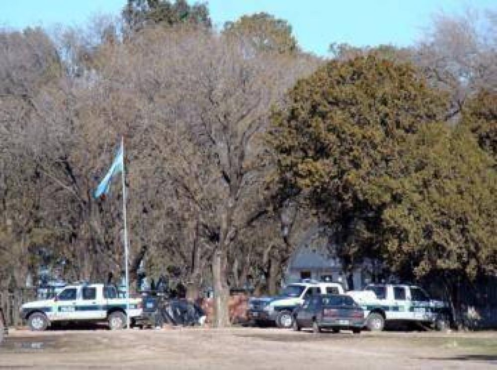 Allanamientos y aprehesi�n por el asalto en Reta