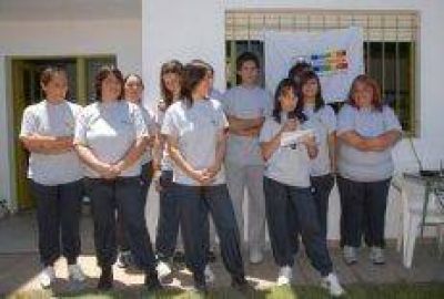  Con un emotivo acto, qued� oficialmente inaugurada la cooperativa Cer�mica Blanca  