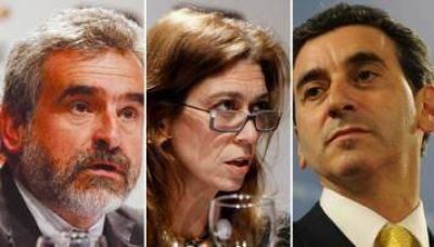 M�s funcionarios apoyan la reelecci�n de Cristina