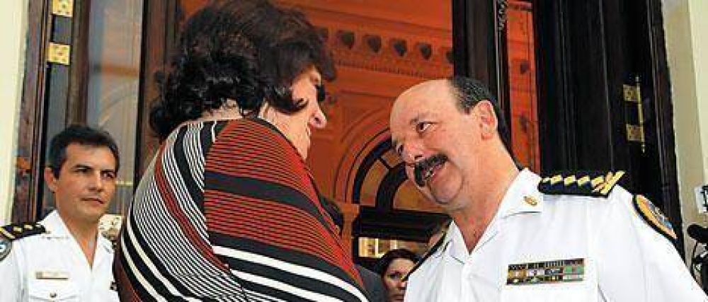 Otra crisis para Garr�: renunci� jefe de la Federal porque le �bochan� ascensos