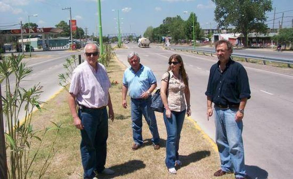 Concejales del Frente para la Victoria: �Afortunadamente Cazador no gobierna Campana�
