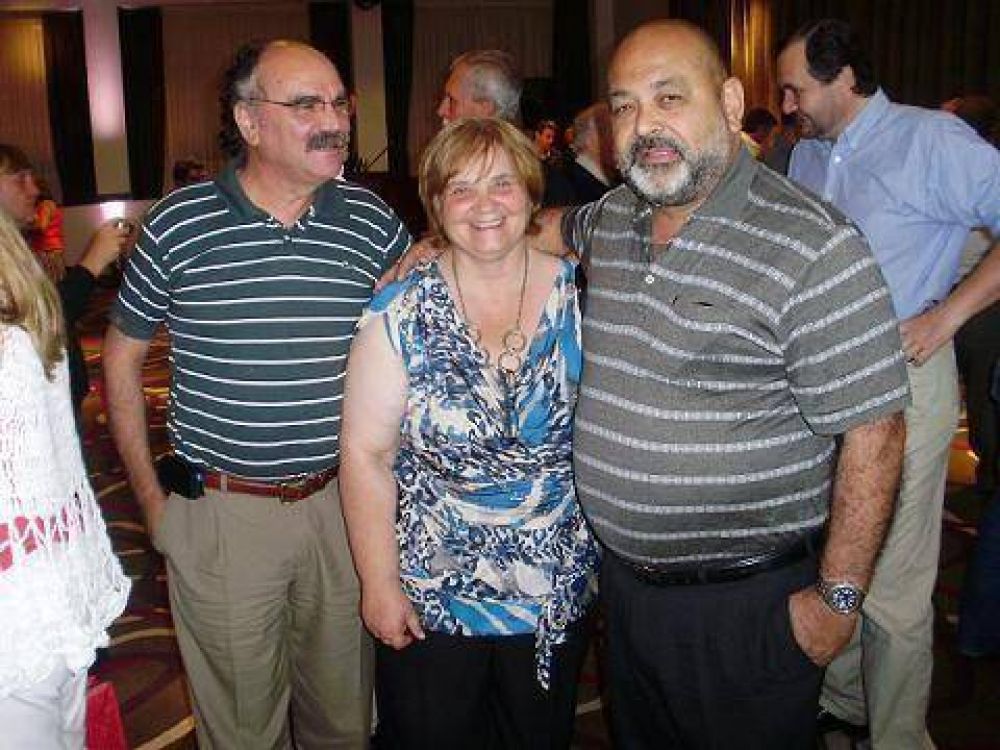 Susana Arce y Jorge Schiavone representaron a Lan�s en evento sobre seguridad