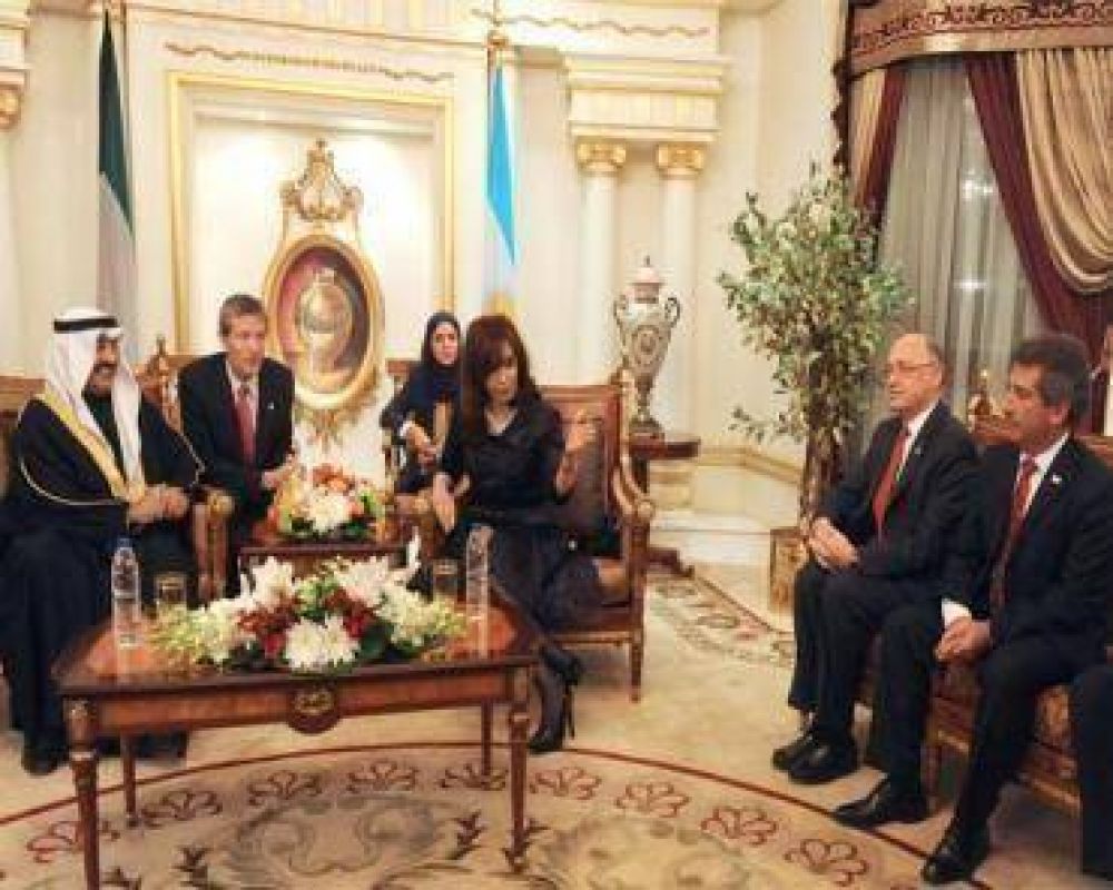 Comenz� la gira por los pa�ses de Oriente