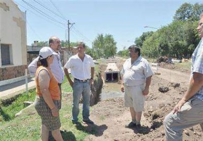 La segunda fase del desag�e en Aguado
