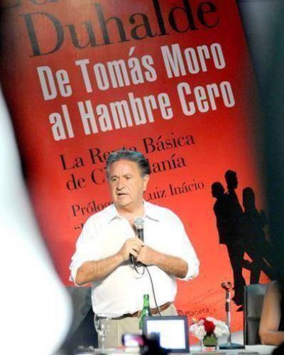"Me echan la culpa de todo porque est�n en estado de p�nico", asegur� Duhalde