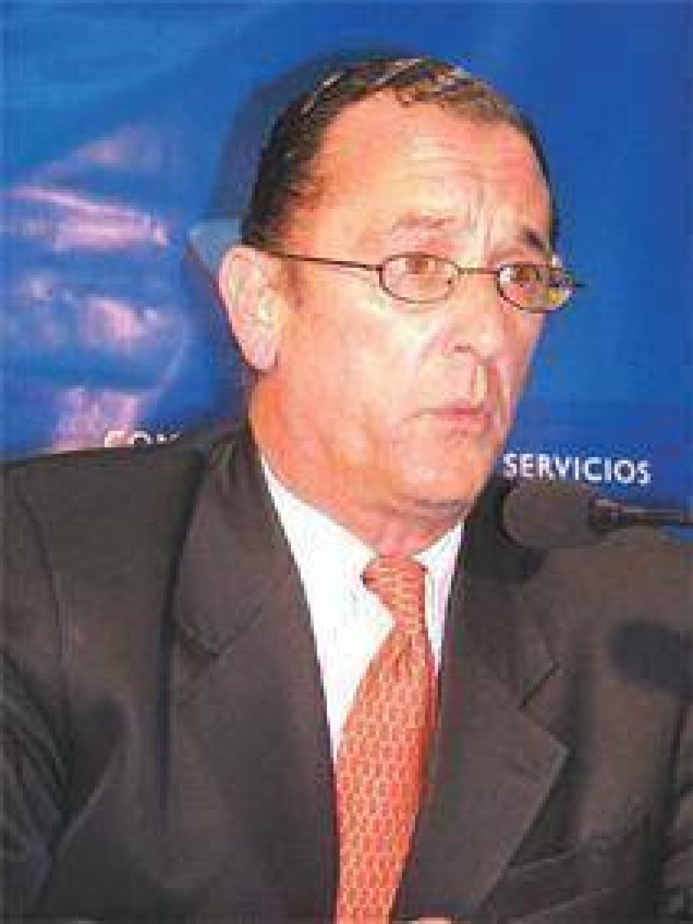 HECTOR �CACHI� GUTIERREZ �Si Cobos sostiene participar en agosto, cambiaremos de posici�n�