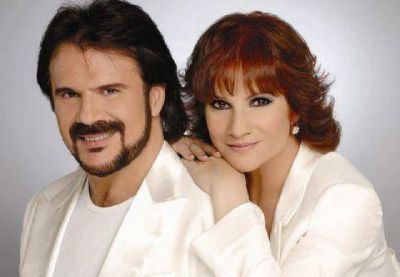 El lunes 24 Salto espera a los Pimpinela