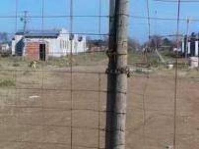 Responsabilizan al Municipio: paralizan la construcci�n de viviendas por falta de pago 