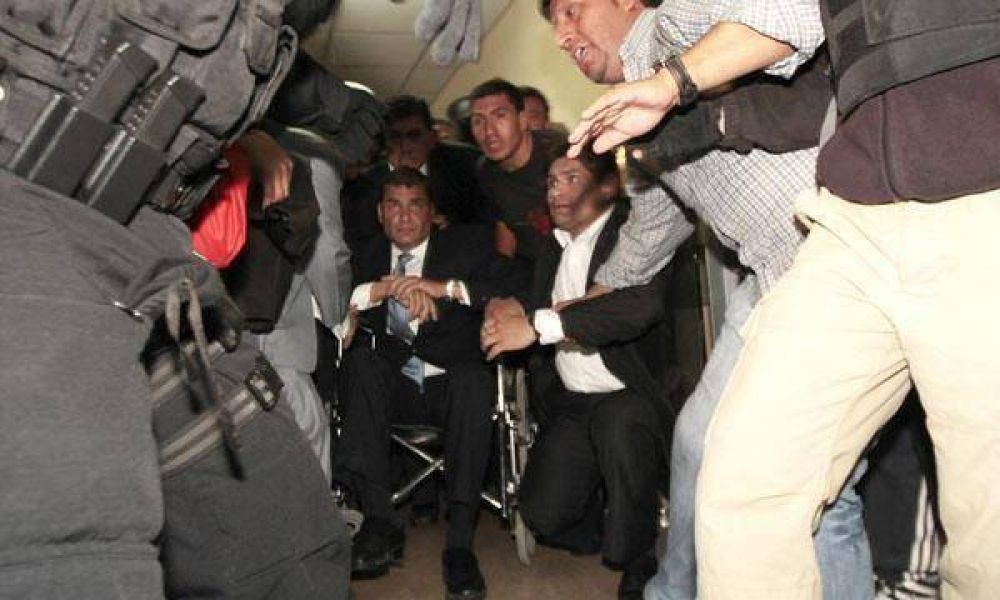 A tres meses de la rebeli�n, Rafael Correa reform� la Polic�a