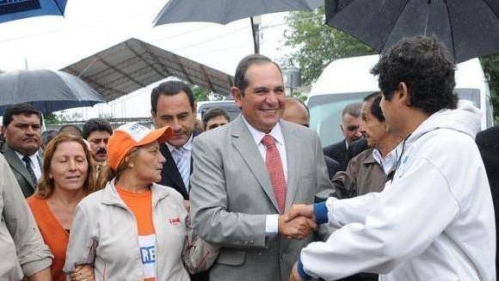 Seg�n Alperovich, la protesta del campo persigue fines electorales