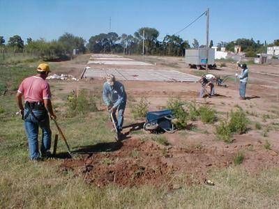 24 casas de Clyfer: Se avanza en la preparaci�n de plateas