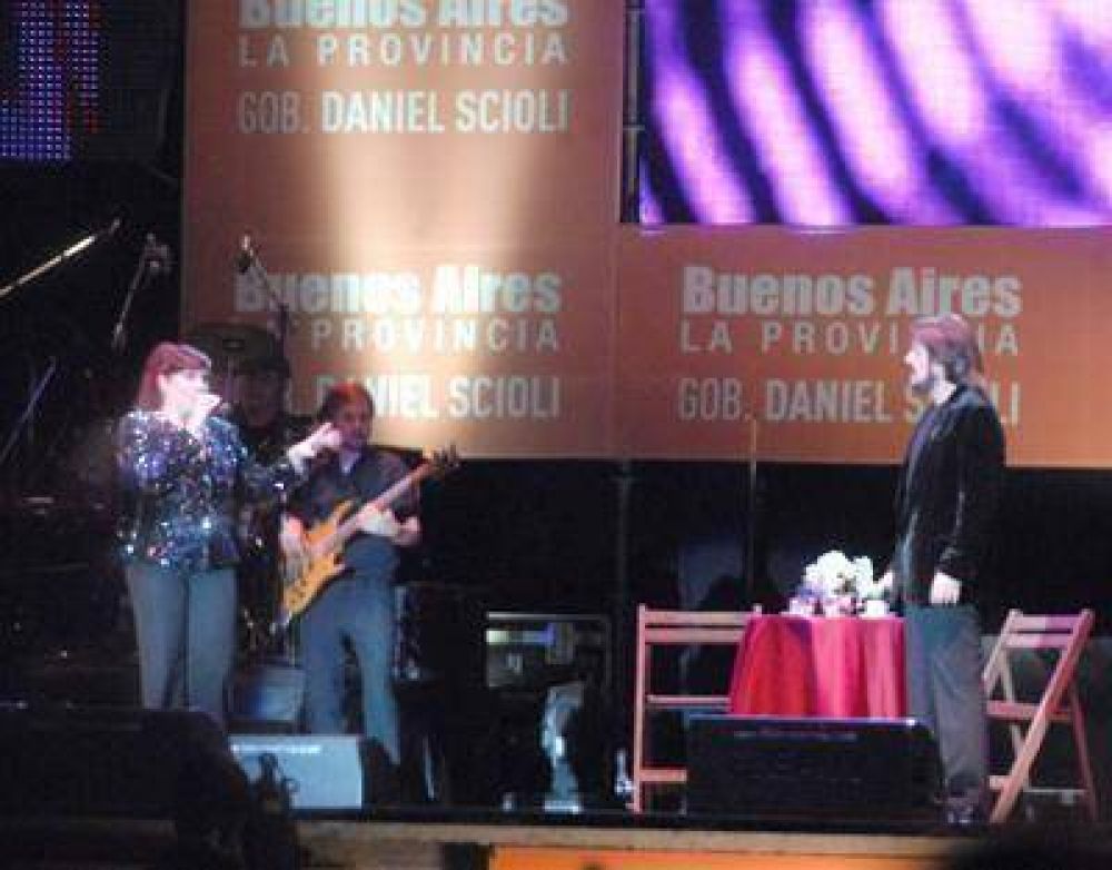 Pimpinela colm� el Paseo Hermitage