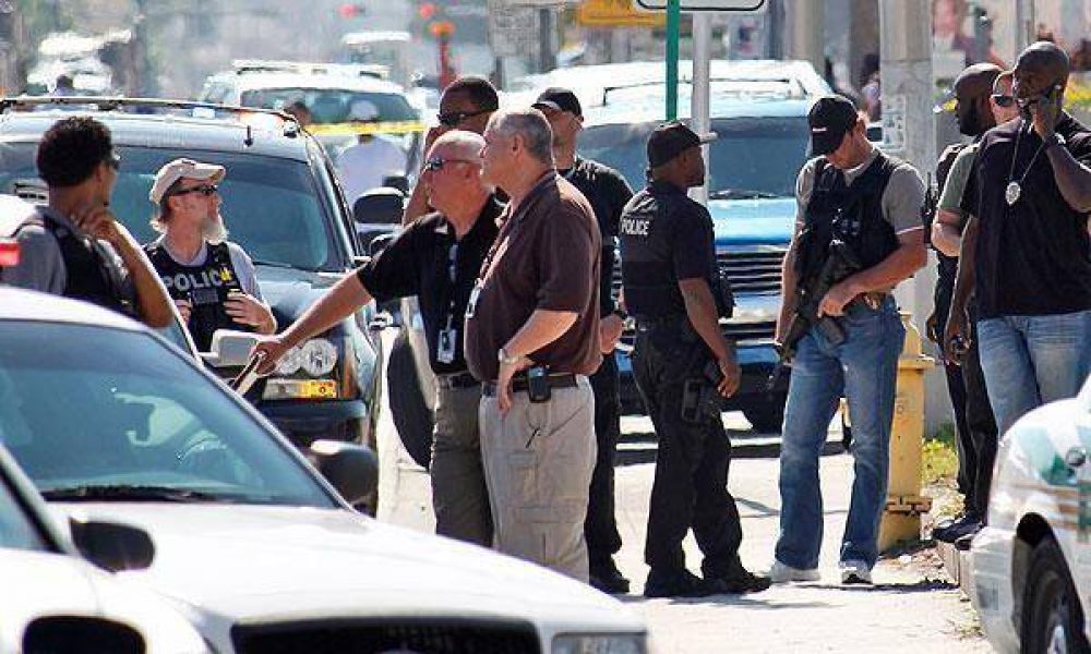 Tiroteo en Miami: tres muertos