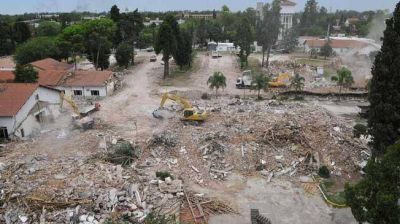 Cada vez m�s pol�micas con el traslado