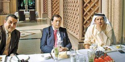 Zamora expuso las potencialidades de Santiago en Abu Dhabi 